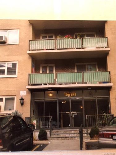 Building Photo - 480 Halstead Ave