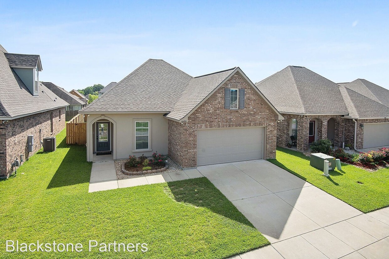 Primary Photo - 3 br, 2 bath House - 14450 Stonegate Drive