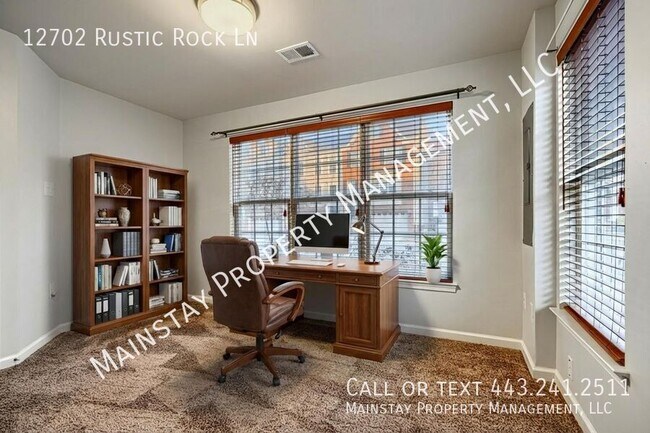 Foto del edificio - 12702 Rustic Rock Ln