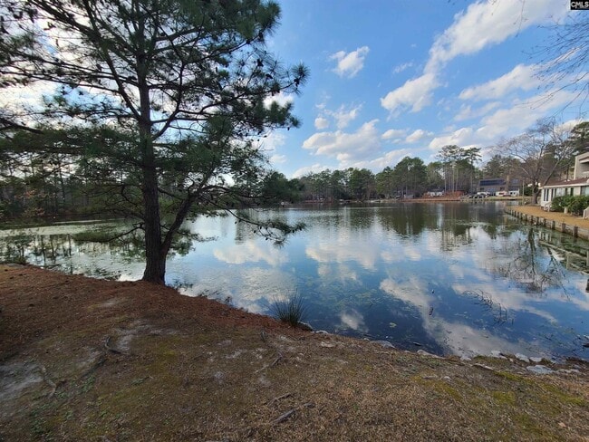 Building Photo - 14 Royalgate Dr