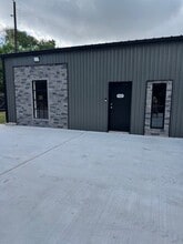 Building Photo - 18723_A Mirror Lake Drive Unit