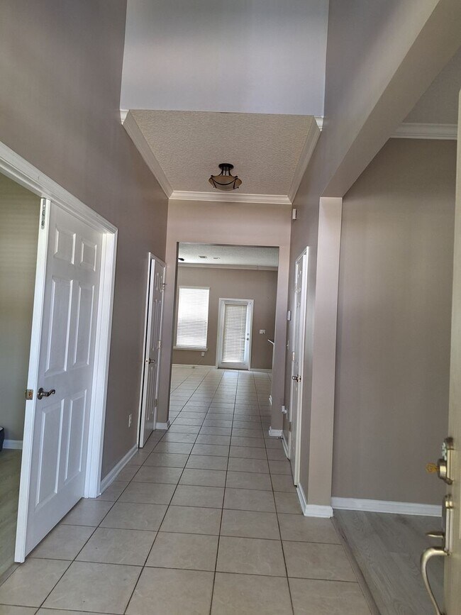 Foto del edificio - Single Family home in Mandarin