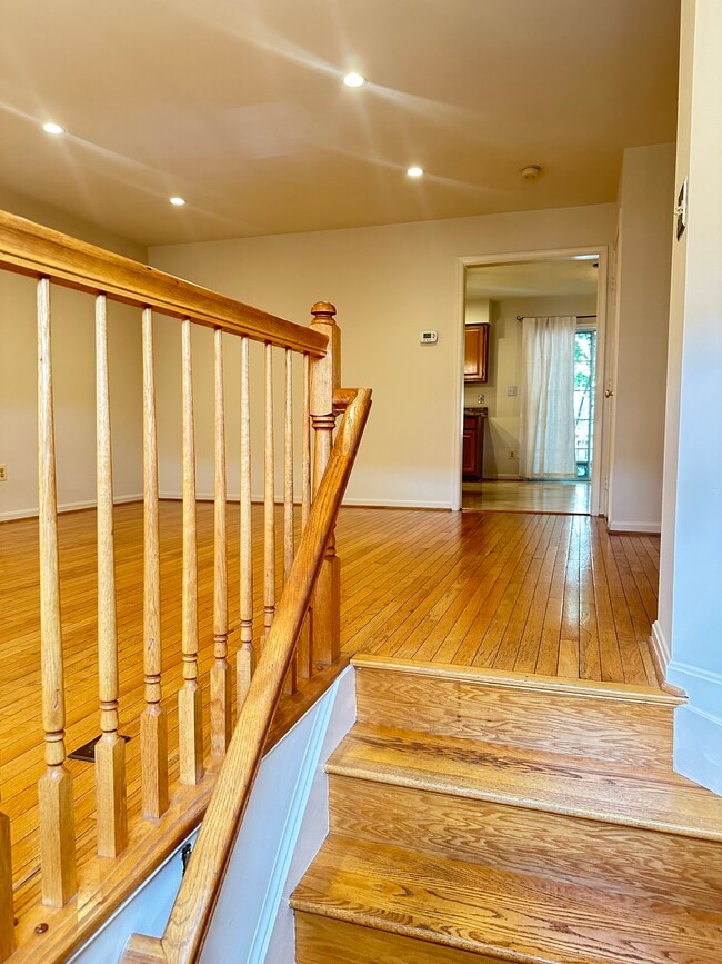 Main entrance - 397 S Pickett St Townhome