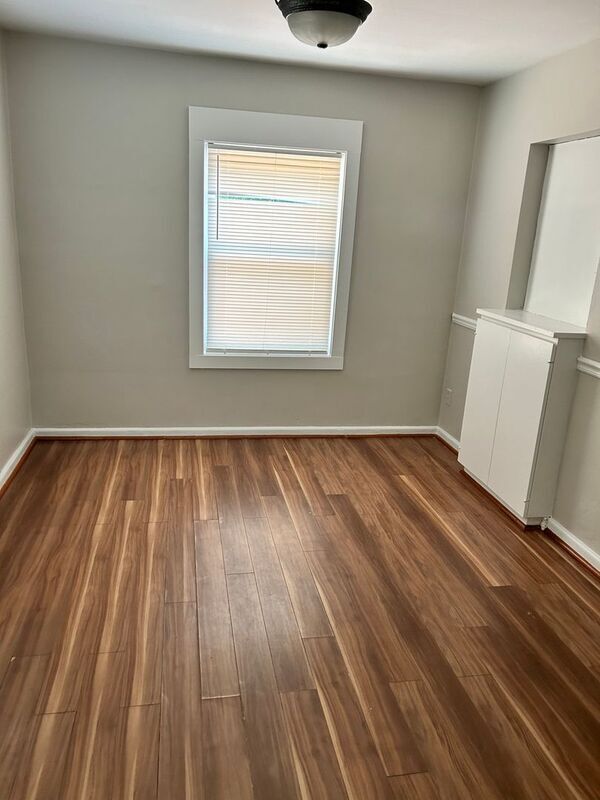 Foto del edificio - 1761 Valley Ave
