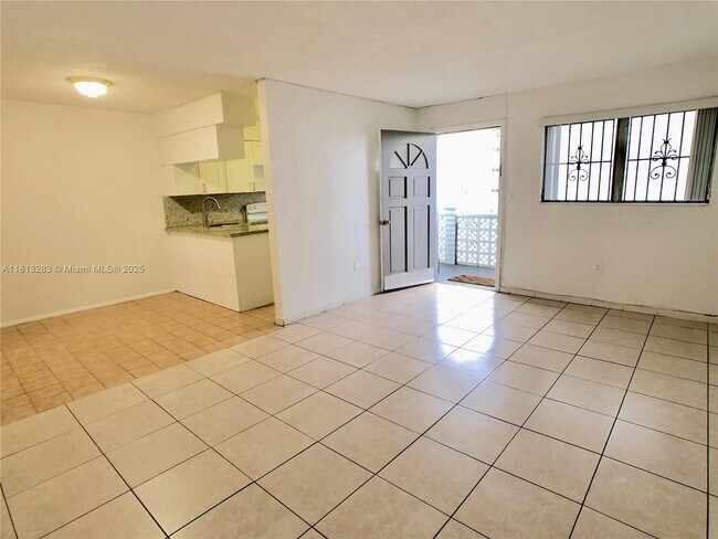 Foto del edificio - 1620 West Ave