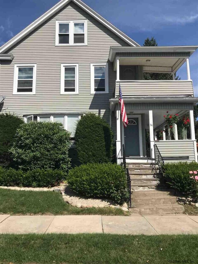 Building Photo - 34 Maple Ave