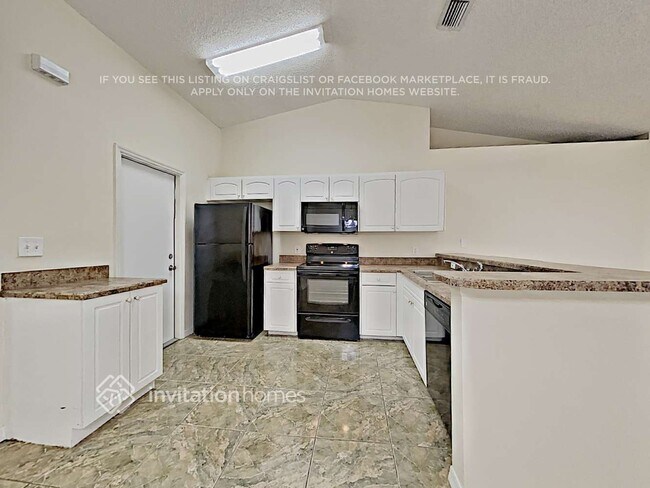 Foto del edificio - 4403 Gamwell Dr