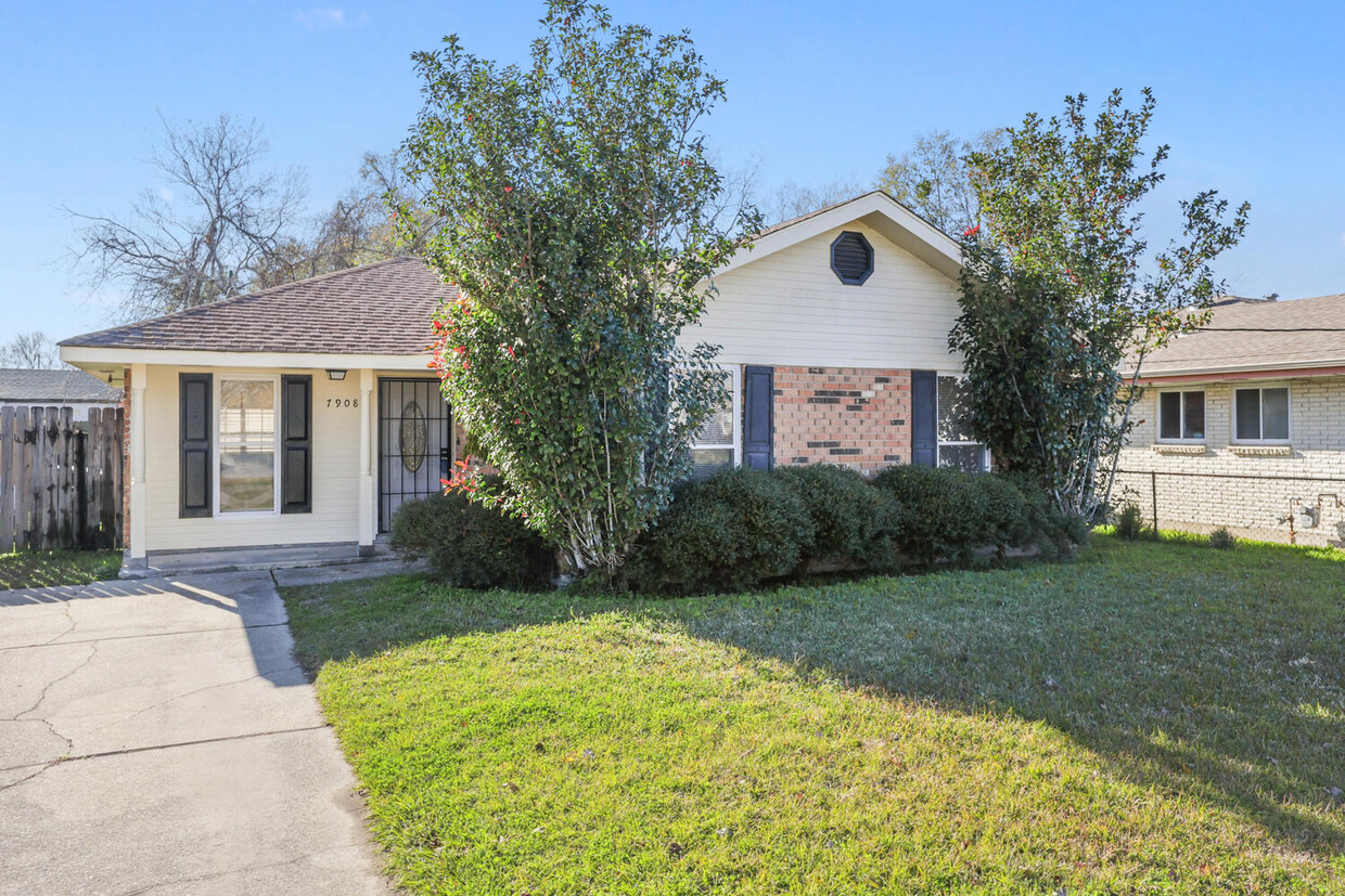 Foto principal - 7908 Marquis St