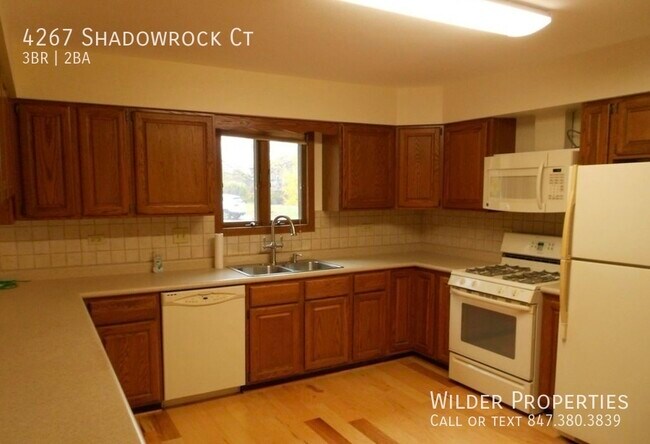 Foto del edificio - 4267 Shadowrock Ct