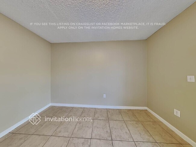 Building Photo - 1633 SW 138th Pl