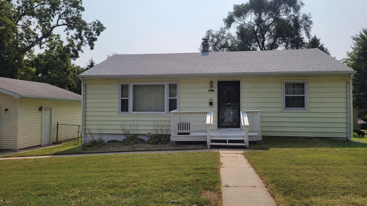 3817 Decatur St, Omaha, NE 68111 House Rental in Omaha, NE