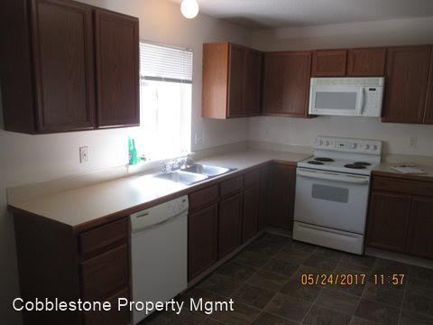 Building Photo - 3 br, 1.5 bath Apartment - 128 Hunter Court