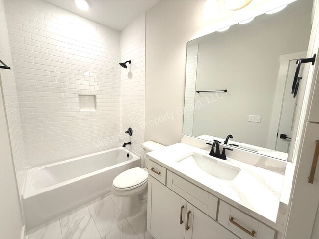 Foto del edificio - 4BD/4.5BA IN THE RESERVE PHASE II