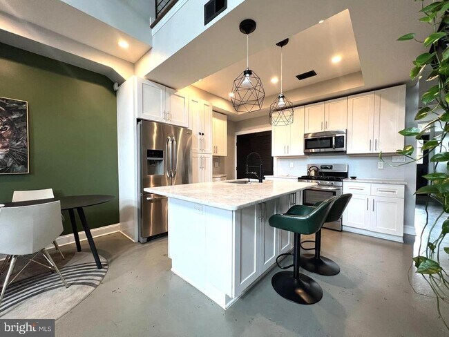 Foto del edificio - 619 16th St NE
