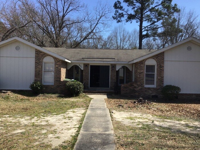 Primary Photo - 601 Antioch Pl