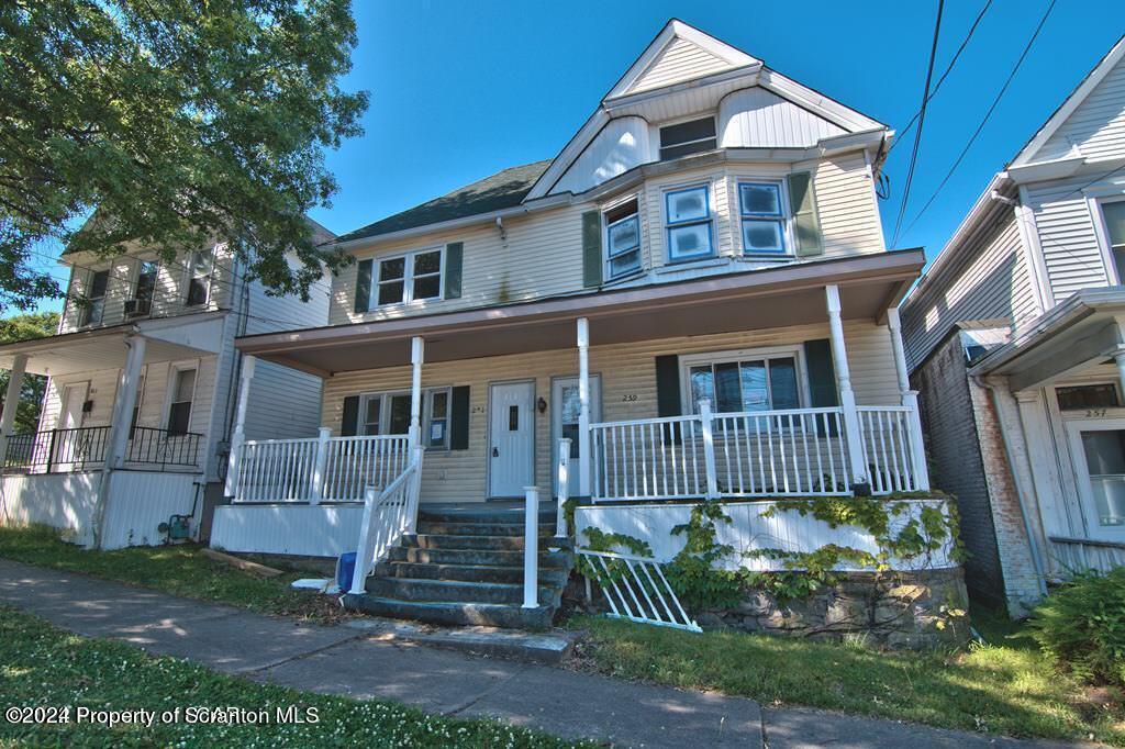 Primary Photo - 261 Dana St