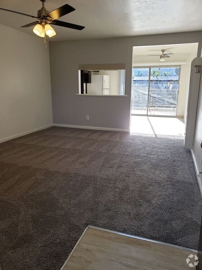 Building Photo - 4436 Rosebud Ln