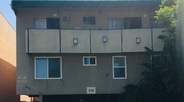 Primary Photo - 936 N Orange Grove Ave