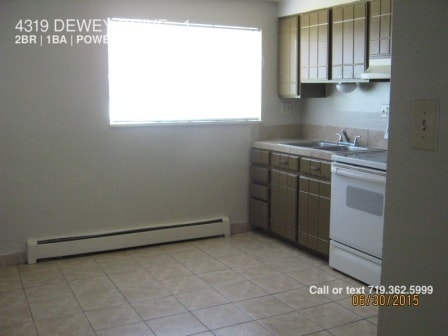 Building Photo - 4319 Dewey Dr