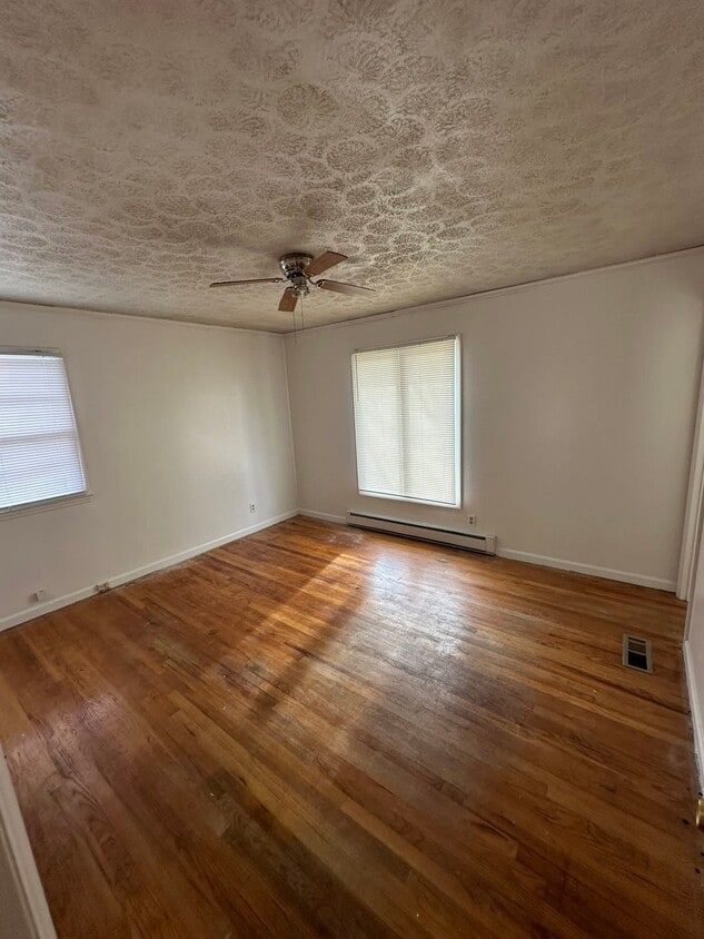 Foto principal - 1303 Kingsport Rd