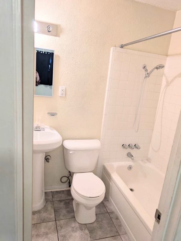 Foto del edificio - 101 N 3rd St