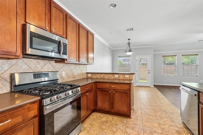Building Photo - 2505 Rusk Ct