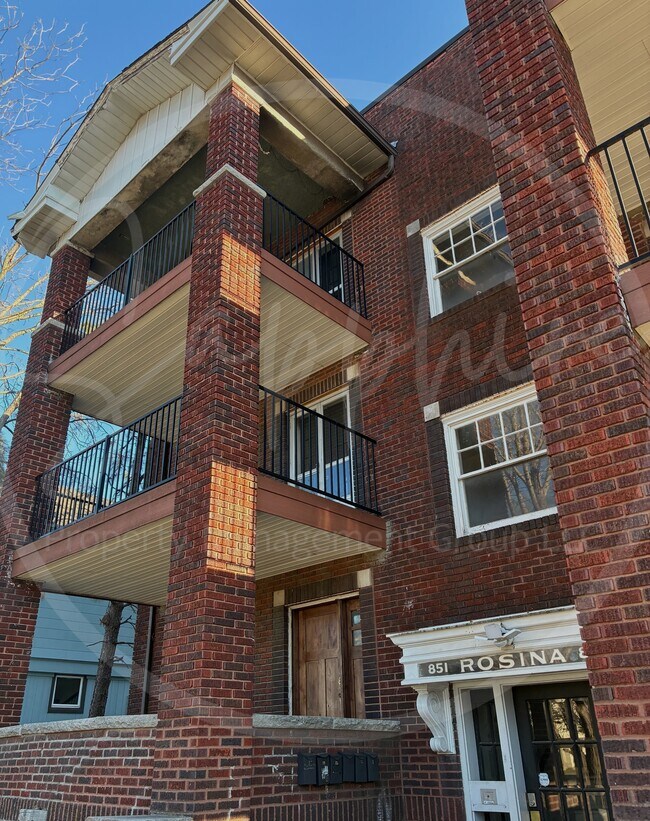Foto del edificio - 853 Barnett Ave