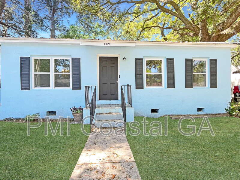 Primary Photo - 1121 E 53rd St