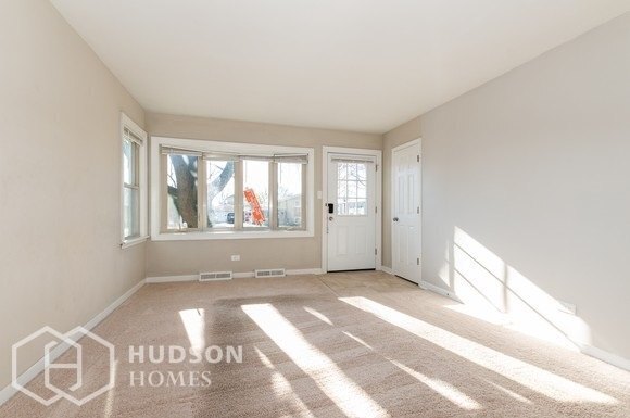 Foto del edificio - AVAILABLE NOW!  - 6218 W 91St Pl, Oak Lawn...