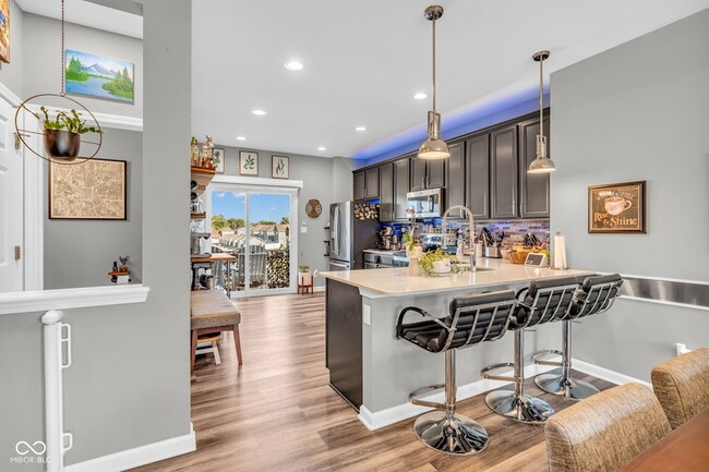 Photo - 315 Steeples Blvd House