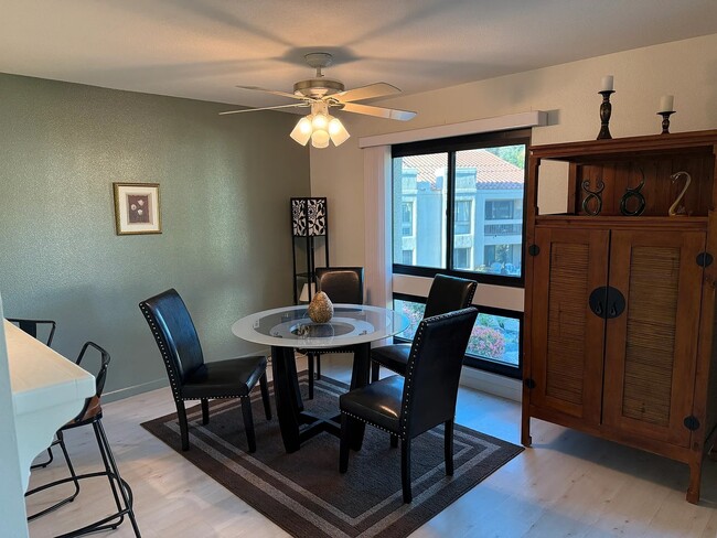 Building Photo - 35200 Cathedral Canyon Dr