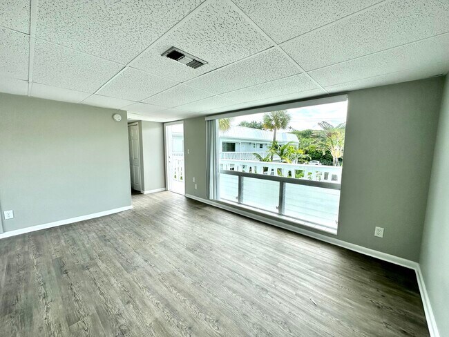 Foto del edificio - 6600 N Ocean Blvd
