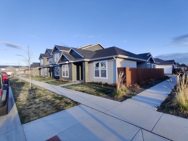 Facing House - SouthEast - 11057 W Shelborne St