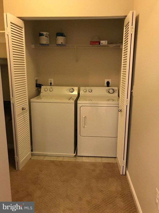 Foto del edificio - 2765 Centerboro Dr