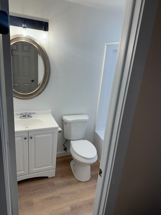 Building Photo - 478 Bing Ln