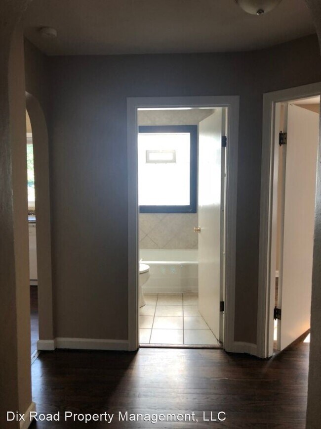 Foto del edificio - 3 br, 1 bath House - 1925 Highland Street,