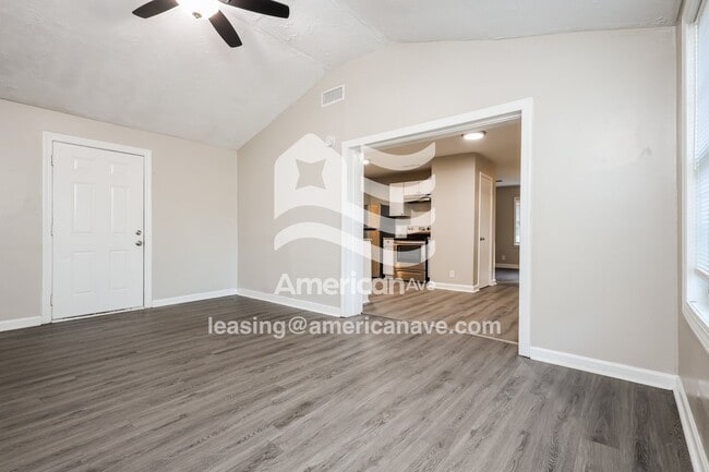 Foto del edificio - 721 Talley Ave