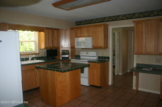 Building Photo - 2334 Holly Leaf Ln
