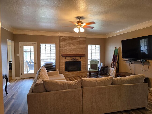 Foto del edificio - 6314 Ramsgate Cir