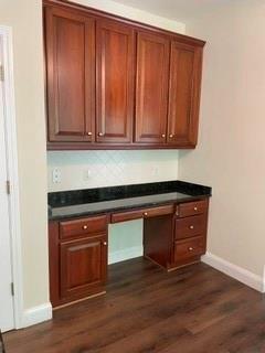 Building Photo - 402 Woodbrook Ct