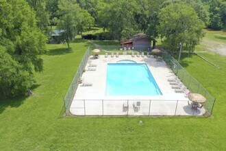 Building Photo - 998 Cypress Lakes Cir