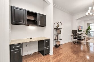 Building Photo - 2120 Kipling St