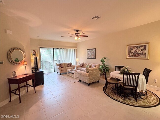 Foto del edificio - 4910 SW 17th Pl
