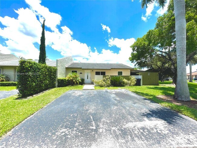 Foto del edificio - 12446 SW 115th Terrace