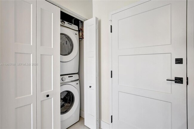 Foto del edificio - 5980 SW 40th Ave