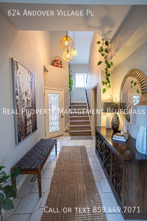 Foto del edificio - 624 Andover Village Pl