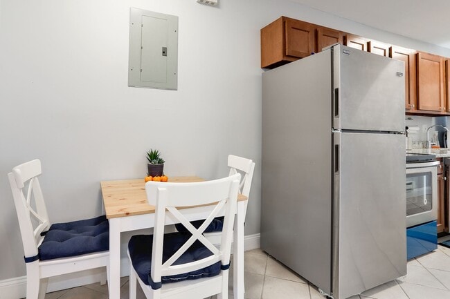 Table space in kitchen - 1719 H St NE