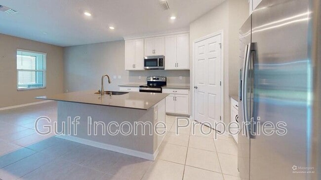 Building Photo - 5621 Tripoli Dr