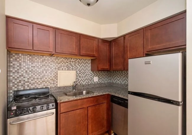 Foto del edificio - 1443 N Dearborn St