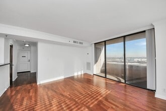 Building Photo - 3525 Sage Rd